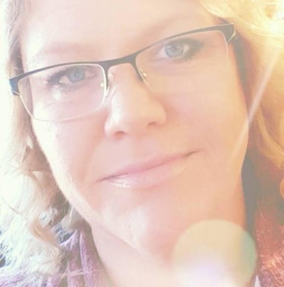 Meet your Posher, Danielle - Picture 1 of 1